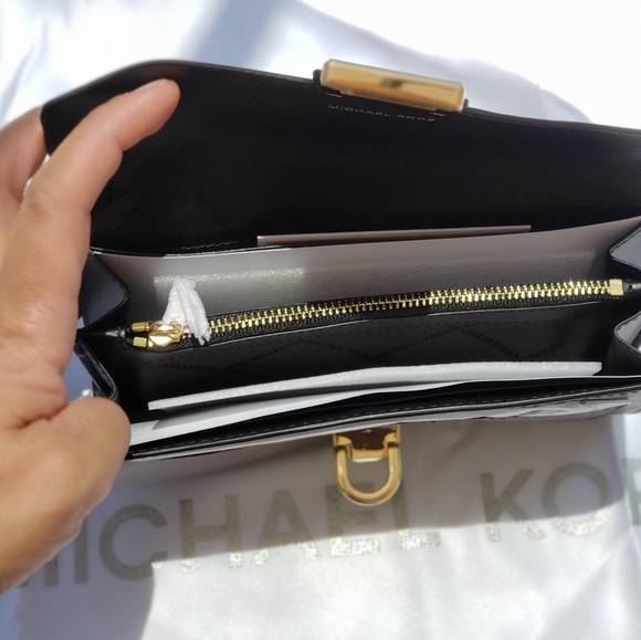 Manhattan Large Leather And Logo Clutch - Picture 4 of 4